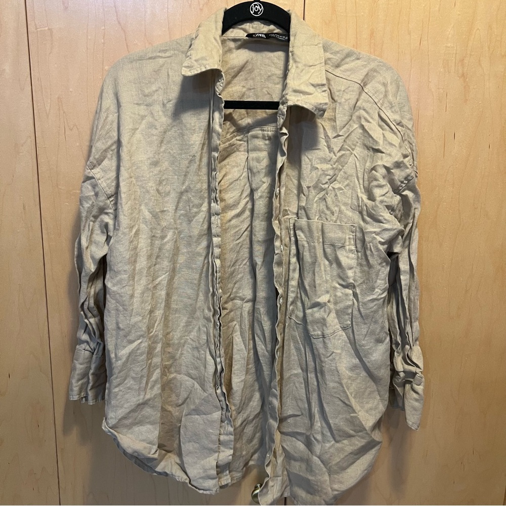 Zara Womens Button Down Shirt tan m long Sleeve Side Slits Hidden Button